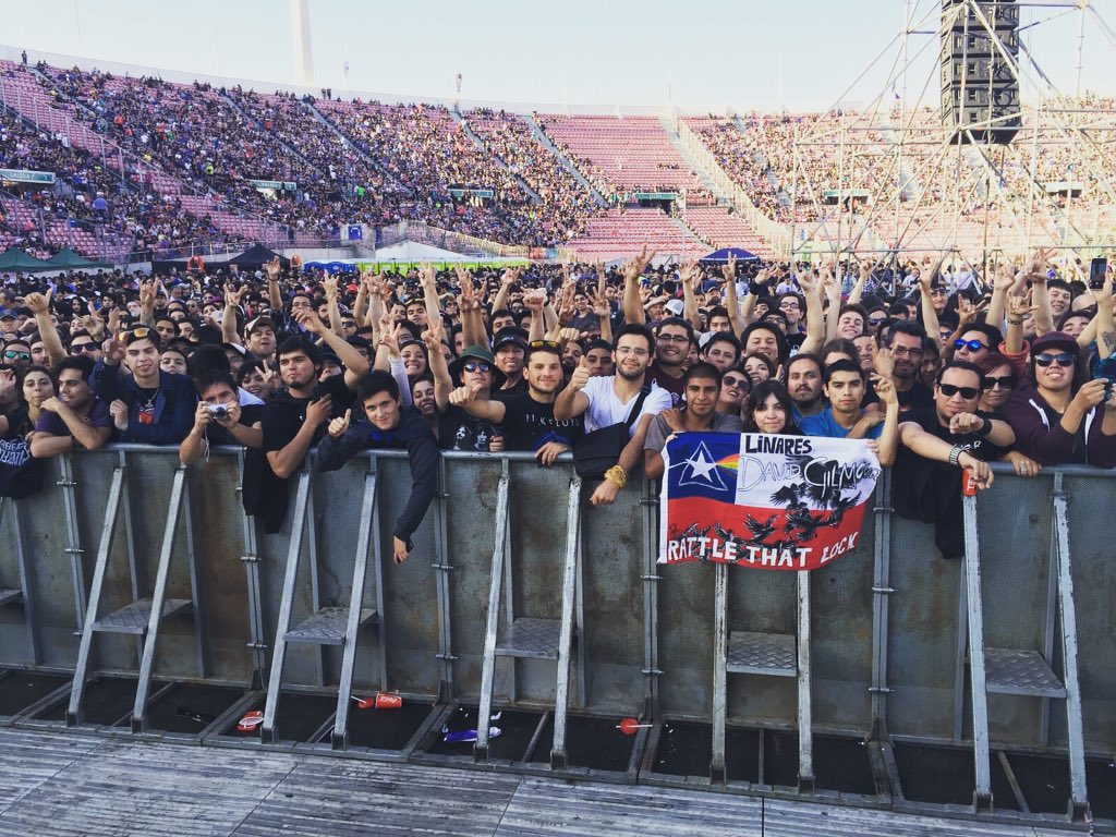 David Gilmour en Chile: el emocionante capítulo final que selló la historia de Pink Floyd 🎸🌈 5 image 52