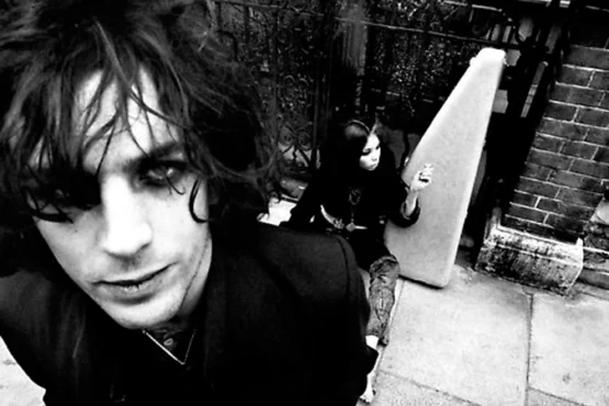 Syd Barrett fundador de Pink Floyd en los años psicodélicos