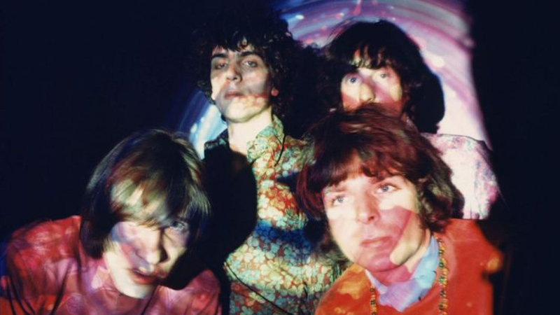 1965–1968: La intensa línea de tiempo psicodélica de Pink Floyd 🎸🌈