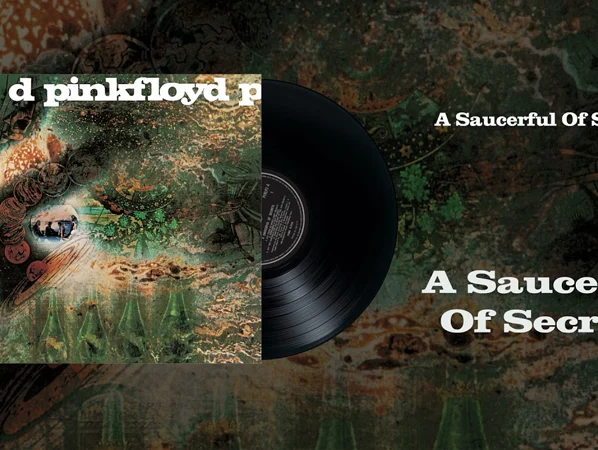 Pink Floyd A Saucerful of Secrets 1968 portada original del álbum en la transición tras la salida de Syd Barrett
